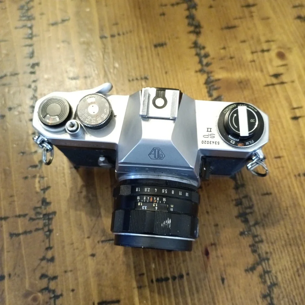 Asahi Pentax Spotmatic SP II 35mm SLR Camera Takumar 55mm 1.8 Lens Japan R2
